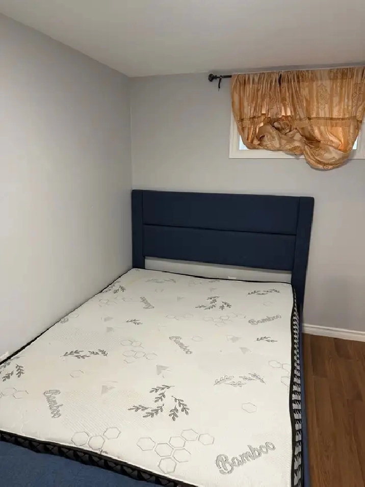 Private room for rent