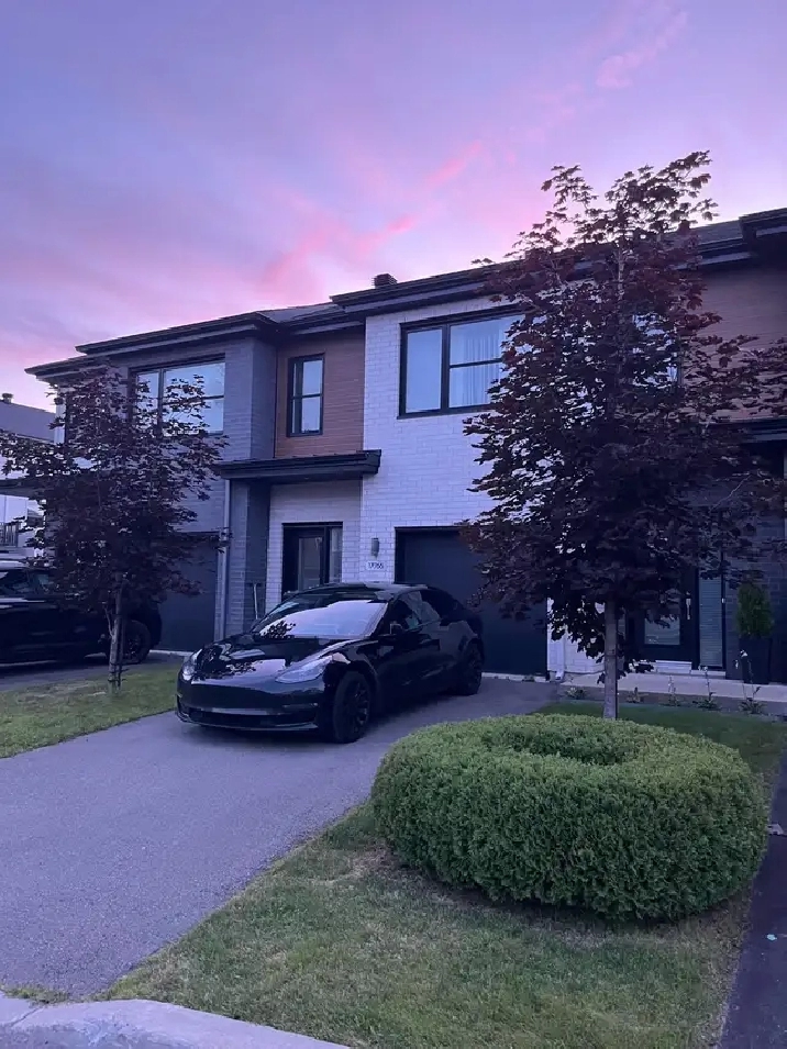 Maison de ville au Domaine Vert Nord à Mirabel