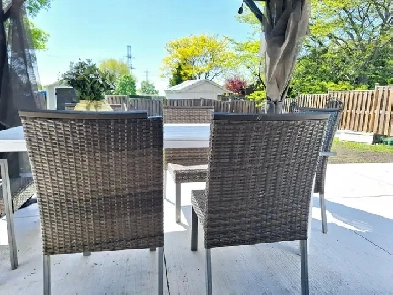 8.1-Large Sunny Rm for a Working Pro.-All Included-Short or Long