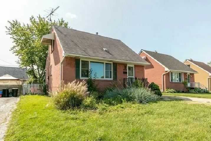 NEW! 3 Bedroom 1 Bath Home with Spacious Backyard
