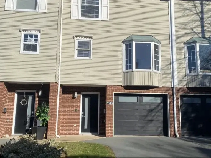 3 BR 1.5 BATH HALIFAX TOWNHOUSE AVAILABLE AUGUST 1ST