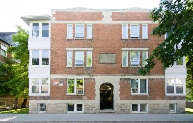 149 Langside - 2 BR available Sept 1st