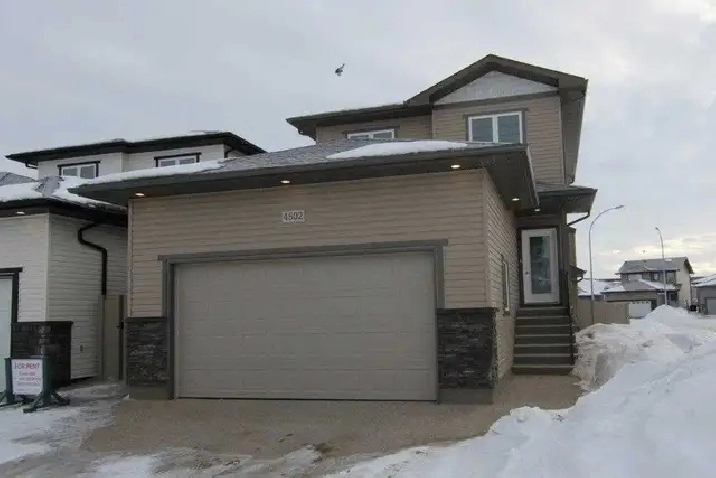 Three Bedroom Upper Suite in Harbour Landing Available Aug.1