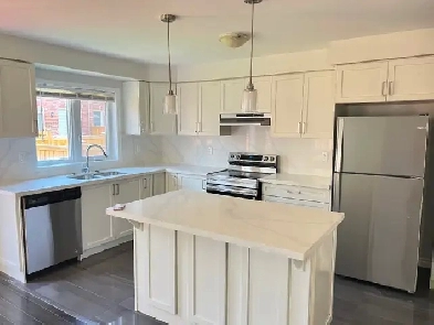 4 Bedroom Home for Rent – Brampton