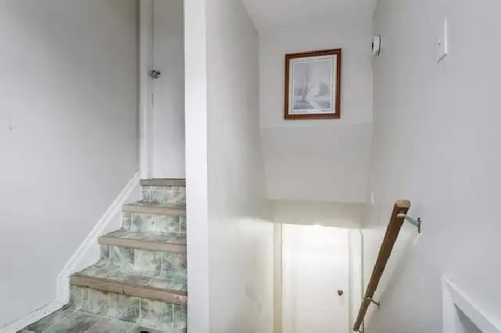 GARAGE INCLUDED   PET FRIENDLY | 2-Bed  suite in West Park