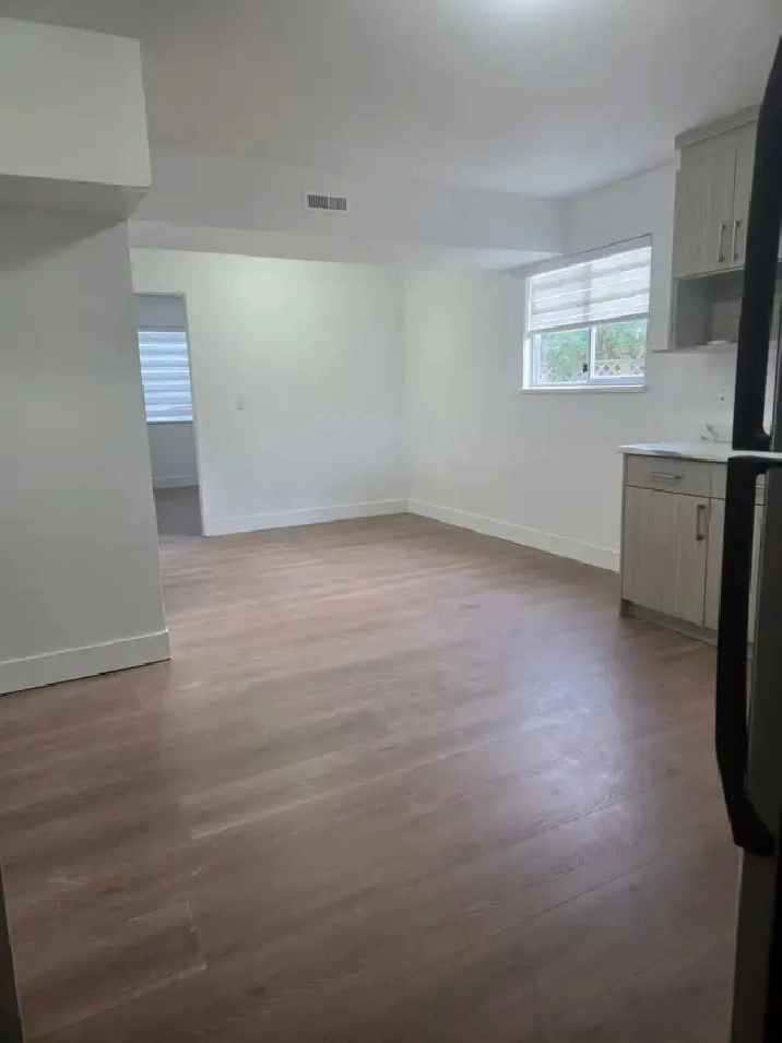 2-BEDROOM GROUND LEVEL SUITE FOR RENT (ALDERGROVE)