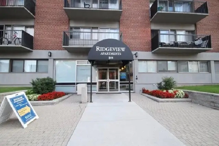 AUGUST 2 Bed starting at $1,749/month   hydro