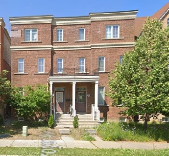 2nd Flr Room at York U Village