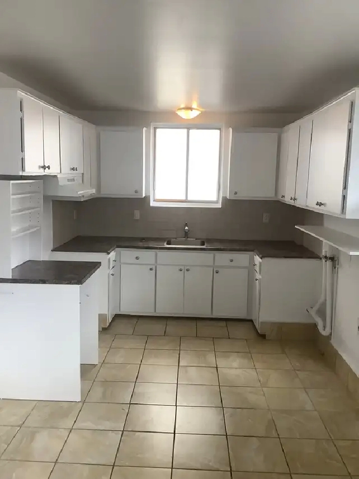 Beautiful 4 1/2 apartment in Montréal East