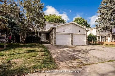 Semi-Detached House in Scarborough: Best Deal on the Market!