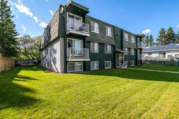 Pet Friendly 2 Bedroom, 1 Bathroom Apartment