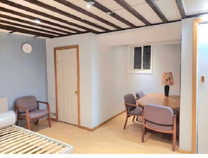 Cozy 1.5-Bedroom Basement in Lakelands – Near Lake & Hwy 410