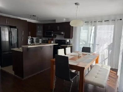 Grand 4 chambres, 8 1/2 pièces, Charlesbourg,Québec