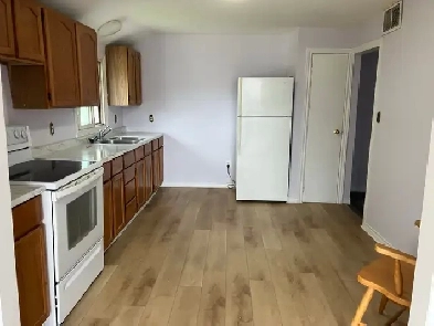 Oshawa two bedroom apartment for rent