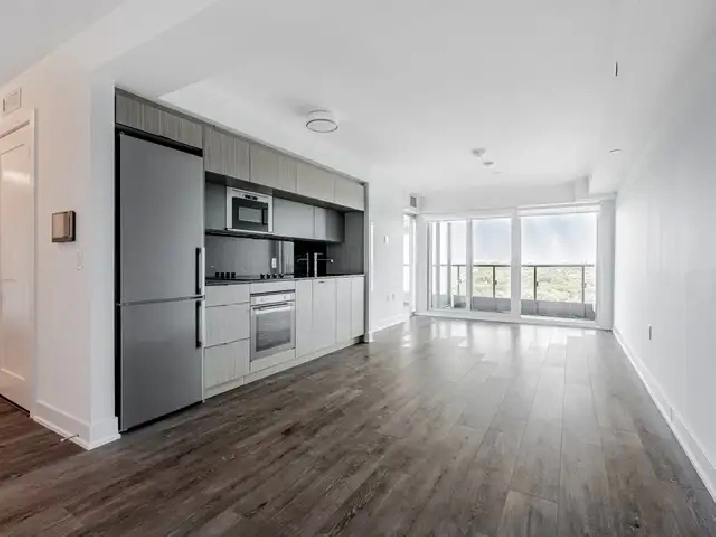 Luxury 1 Den | 2 Bath Condo at Via Bloor 2 | Sept 1 | $2,595
