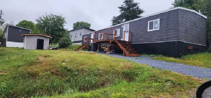 26 First St - 3 Bedroom Mini Home in HAMPTON