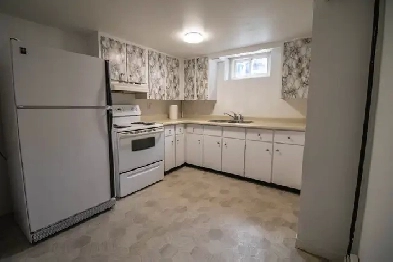 121 Mackan St, Thorold - All Inclusive 2 Bed Lower Unit