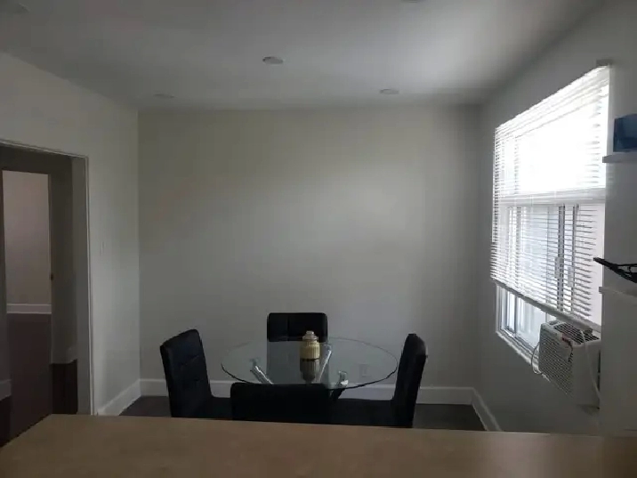 Large 2 Bedroom Apartment near Beechwood Area