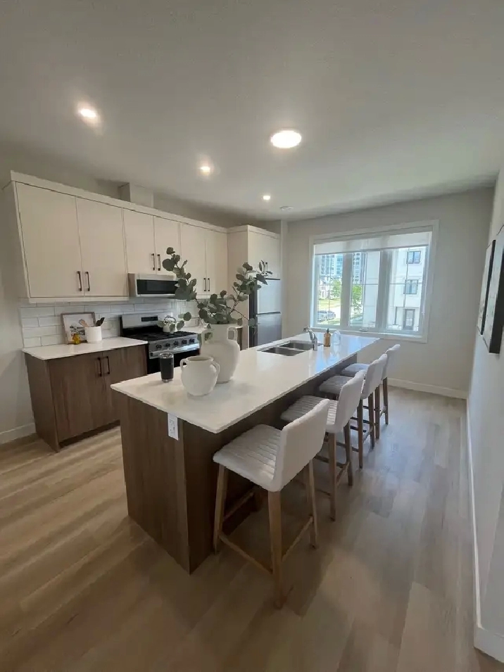 LUXURY ROOM FOR RENT