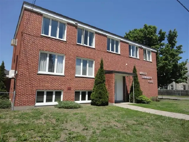 Spacious 2-Bedroom with Private Entrance and Balcony