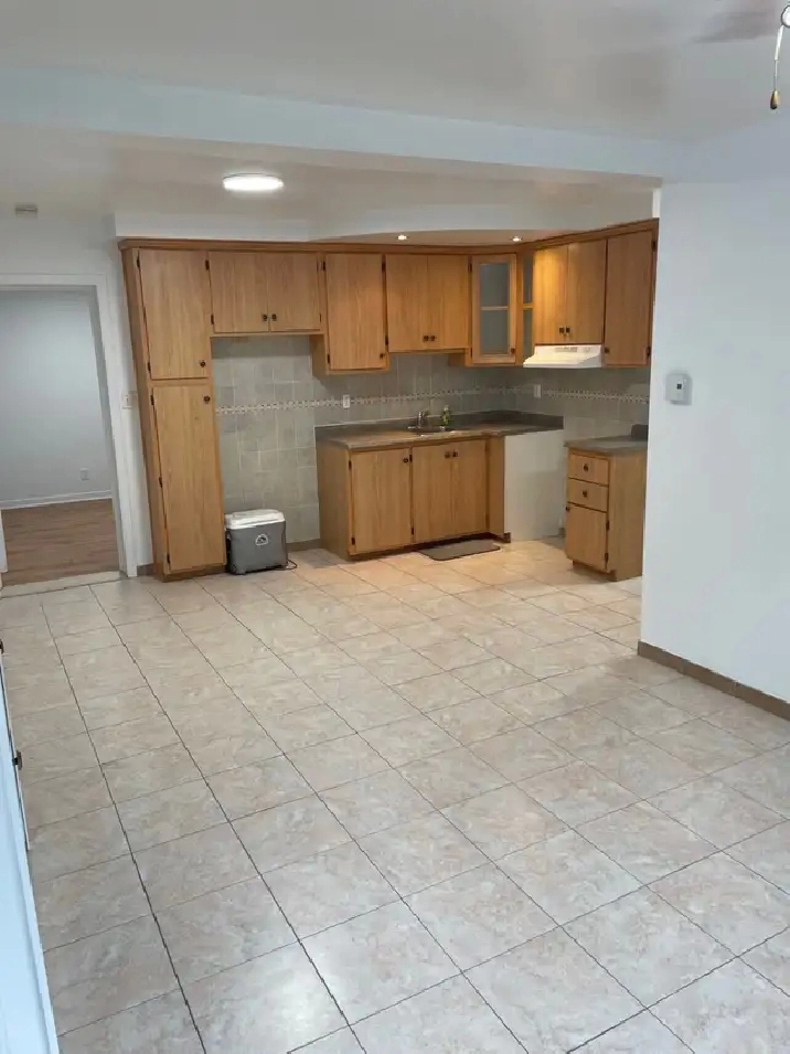 4 1/2 Impéccable à LaSalle à louer - 4 1/2 for rent in LaSalle