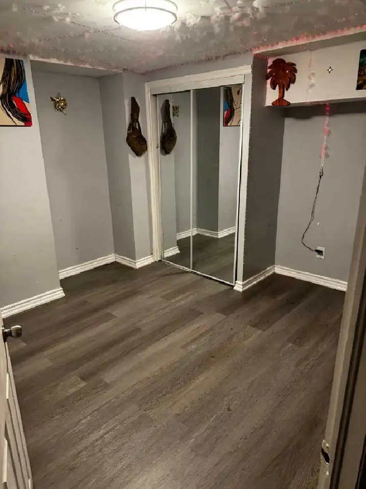 3 bed basement available for rent - Brampton Sheridan college