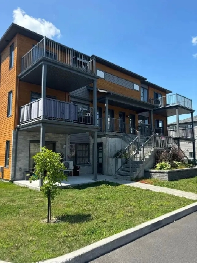 Condo à louer Ange-Gardien
