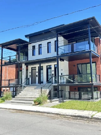 Grand 41/2 neuf de style Condo haut de gamme et lumineux