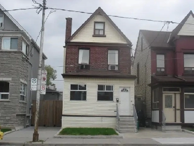 1 Bedroom   Den Apartment  Utilities Included $2200
