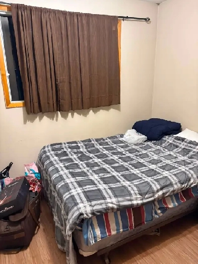private fully furnished room for rent