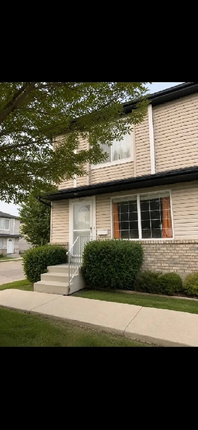 Furnished 3-Bedroom Townhouse for Rent – Arbor Creek