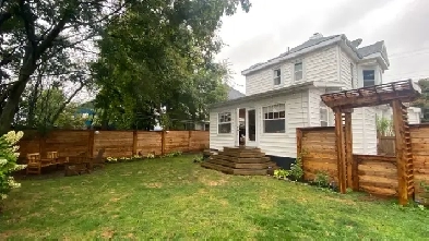 4 bed, 2 bath house for rent