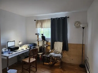 Recherche colocs/ chambre à louer dans Sherbrooke