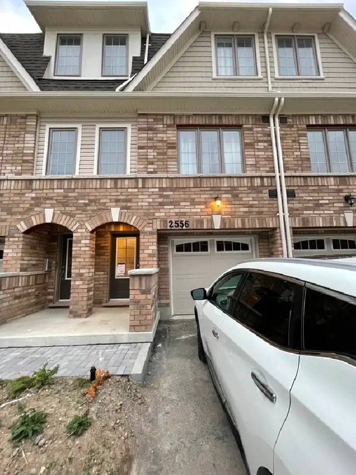 2 Private Bedroom available beside Costco (North Oshawa)