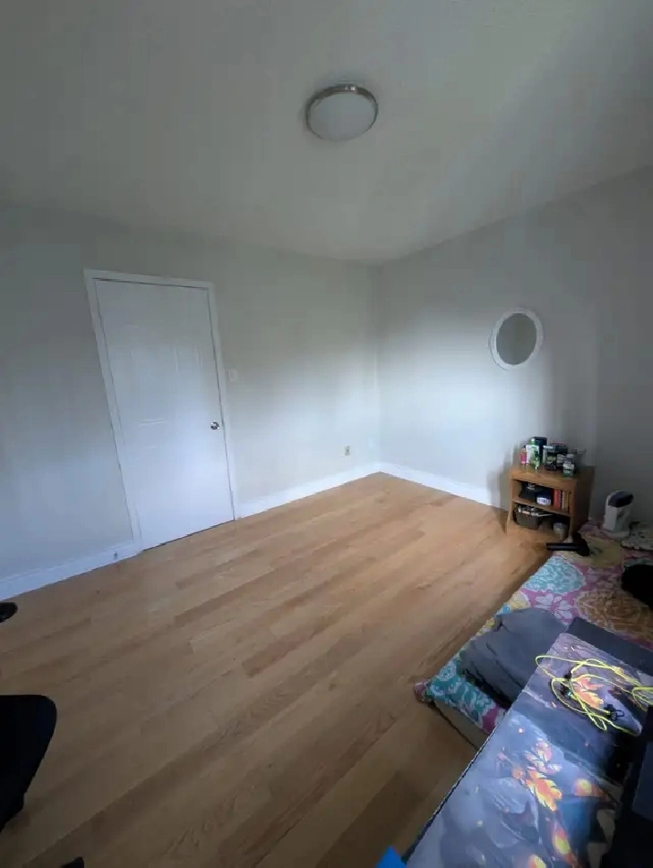 Room for Rent – $560   Utilities | Prime Location