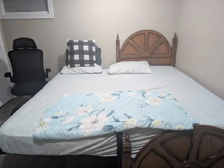 Private Room for Single Girl