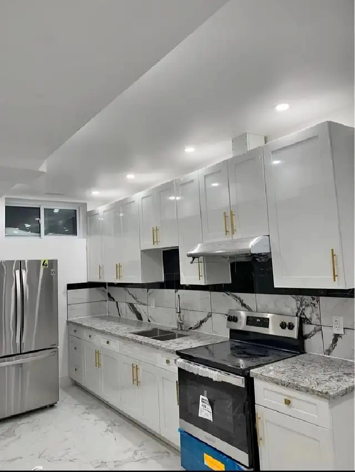 1 Private Bedroom, 1 Kitchen, 1 Washroom Basement for Rent
