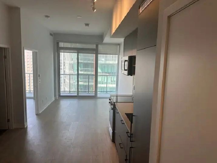 one plus den in Liberty village