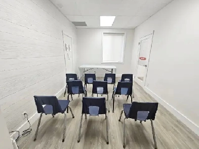 Commercial Shop space for Rent King Street, Oshawa High traffic