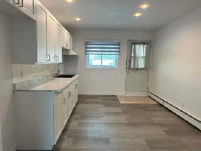4 1/2 à louer, Granby,   $1050/Mois Libre le 1er Octobre