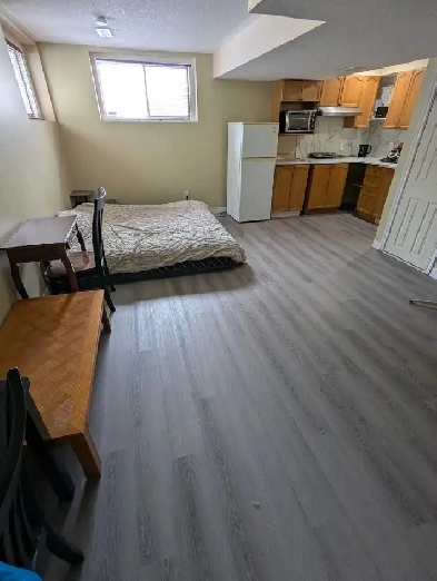 Basement studio apartment in Barrhaven, All inclusive. ASAP