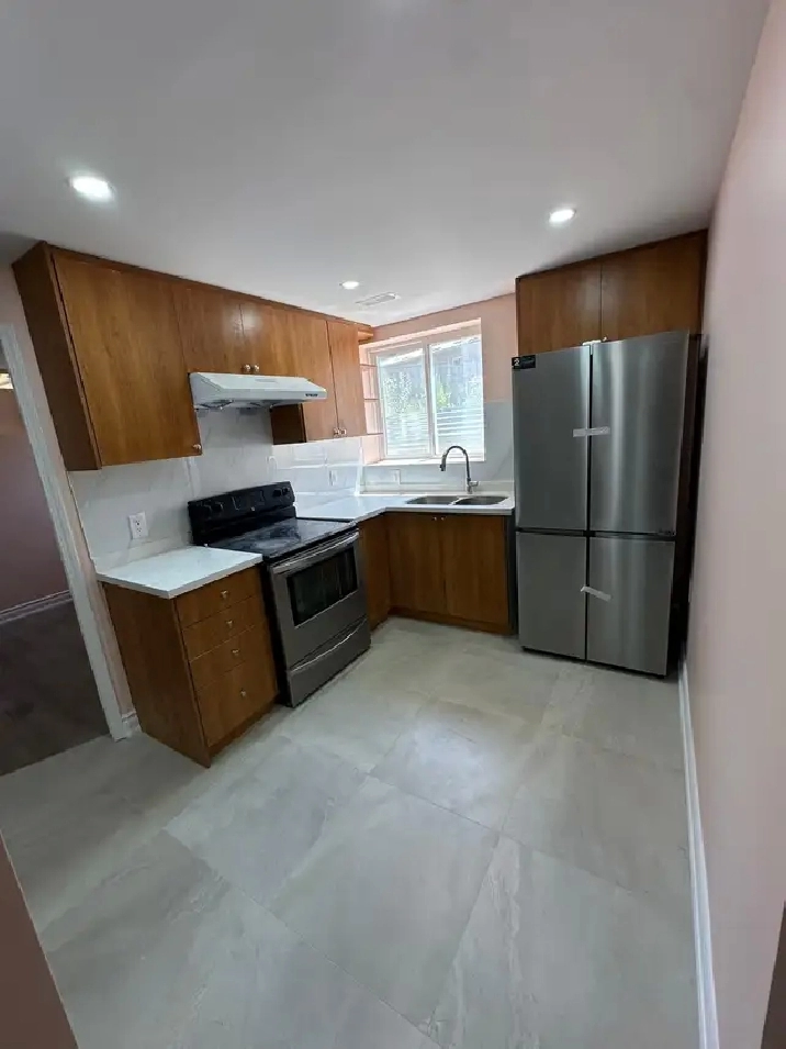 Legal Basement available for rent Aug 15 -$1500