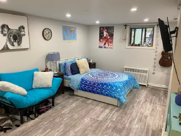 Spacious Annex One Bdrm Basement Apartment by Bathurst suway