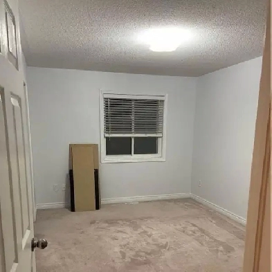 Private room for rent. FEMALE ONLY!