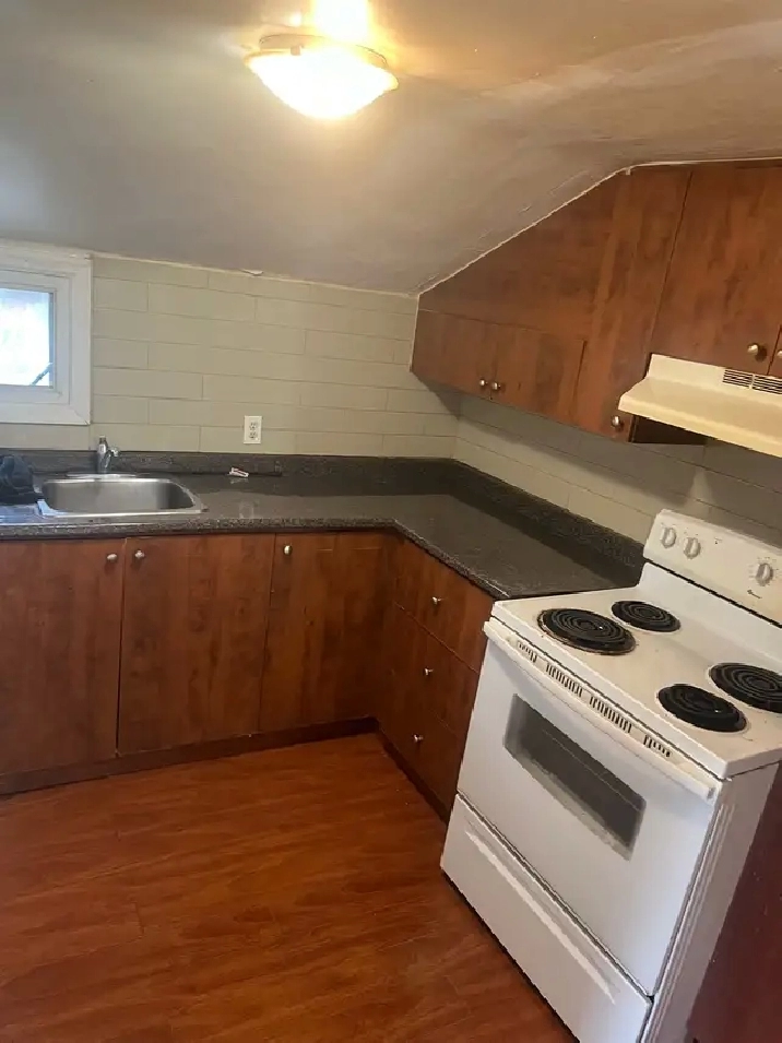2 Bed Rooms on Top floor