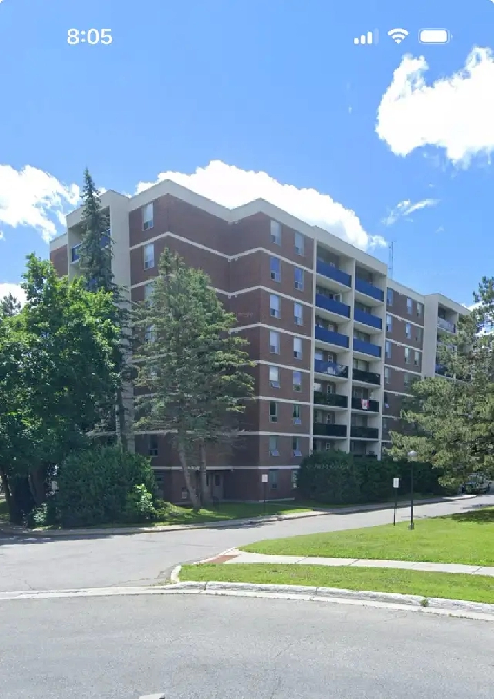 seniors building 1 bdrm Apt $1285 includes heat and hydro.