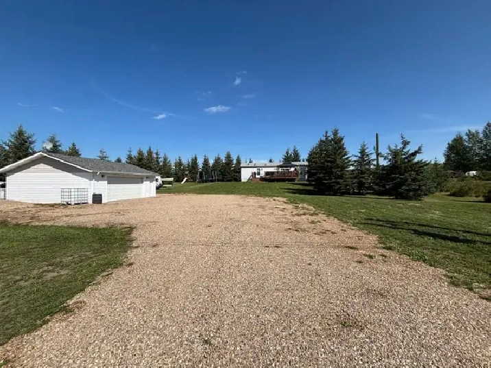 Laurier Lake Cabin