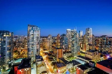 Luxury Furnished One-bedroom Apartment – Move-In Ready August