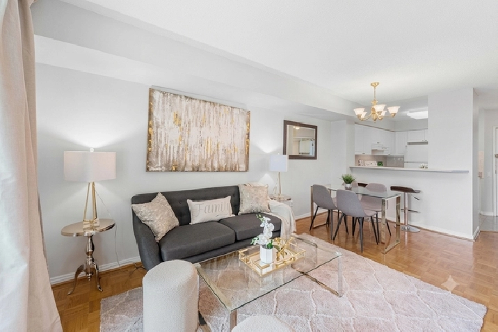 BEAUTIFUL CONDO FOR RENT at Bathurst & Steeles