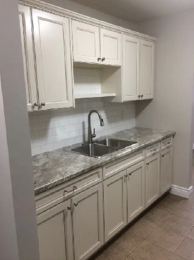 2 Beds 1 Bath Apartment